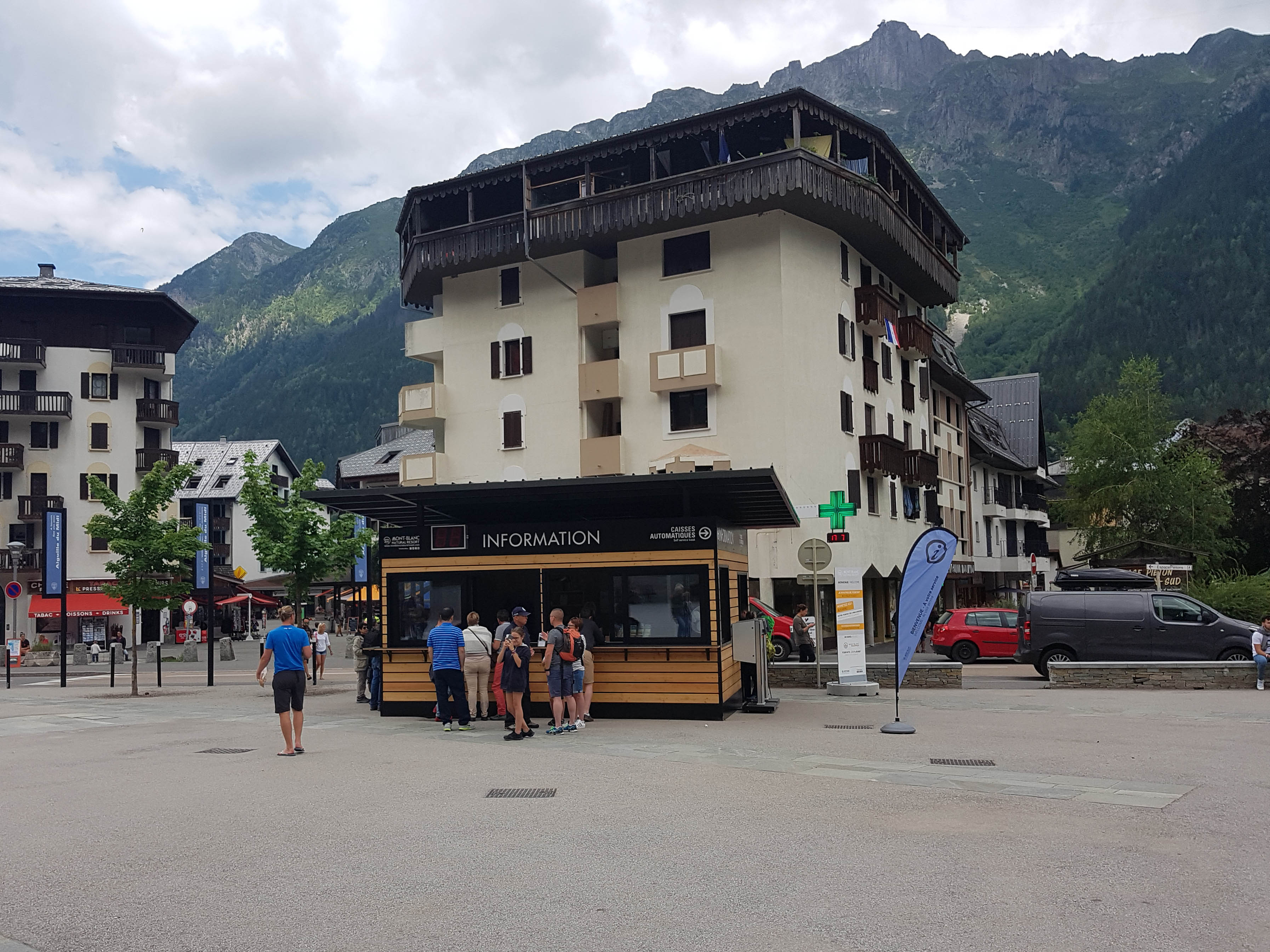 CSDK Architectes Chalet daccueil Aiguille du midi Construction Fin de Chantier 3 - Espace d'information à Chamonix - Résultat final - CSDK Architectes Chalet daccueil Aiguille du midi Construction Fin de Chantier 3