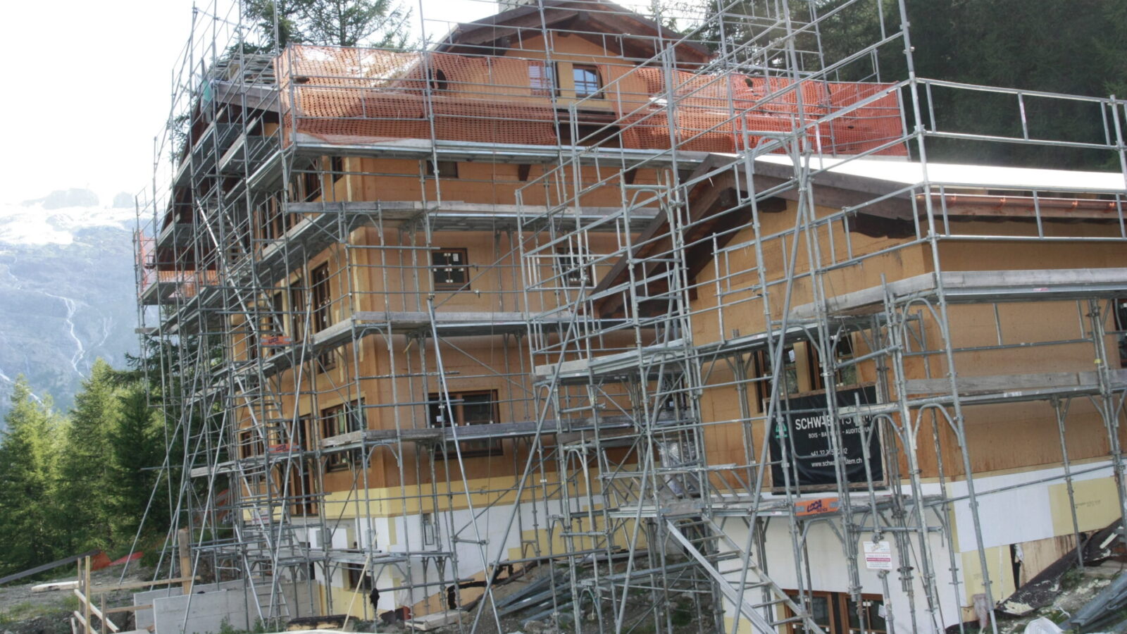 CSDK Chalets Saas Fee 1 FR 1600x900 - Construction de Chalets - Saas-Fee - CSDK Chalets Saas Fee 1 FR 1600x900