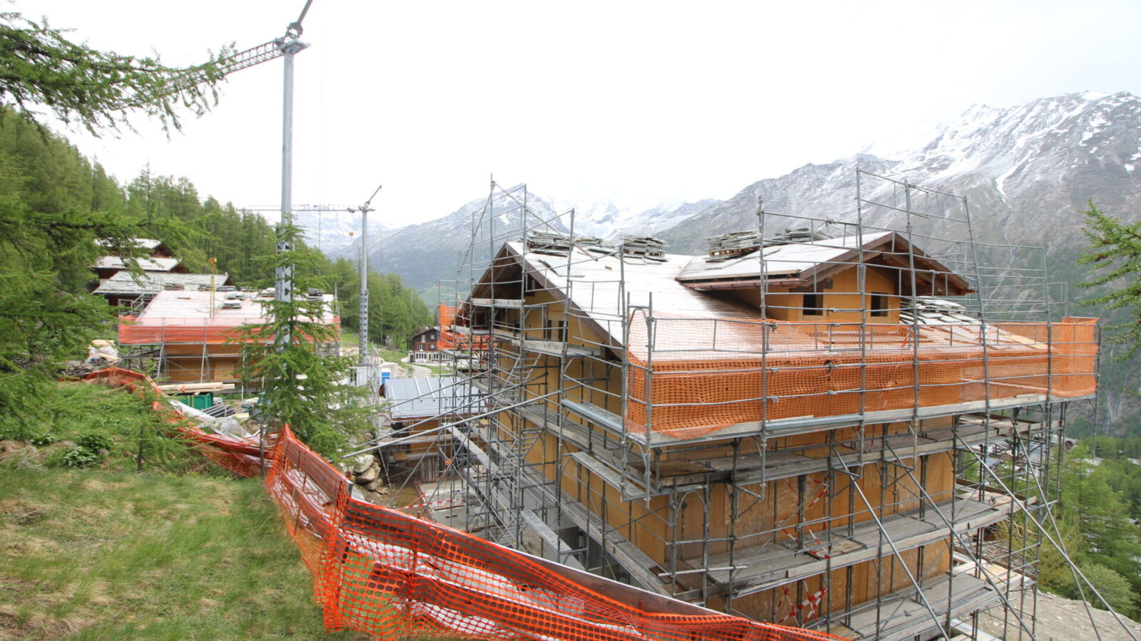 CSDK Chalets Saas Fee 6 FR 1600x900 - Construction de Chalets - Saas-Fee - CSDK Chalets Saas Fee 6 FR 1600x900