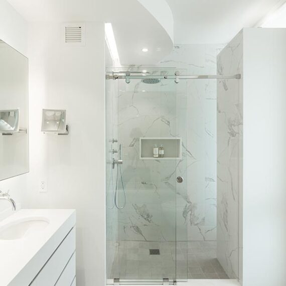 110 Feature 2 1 570x570 - Projets - selection - 110 Feature 2 1 570x570