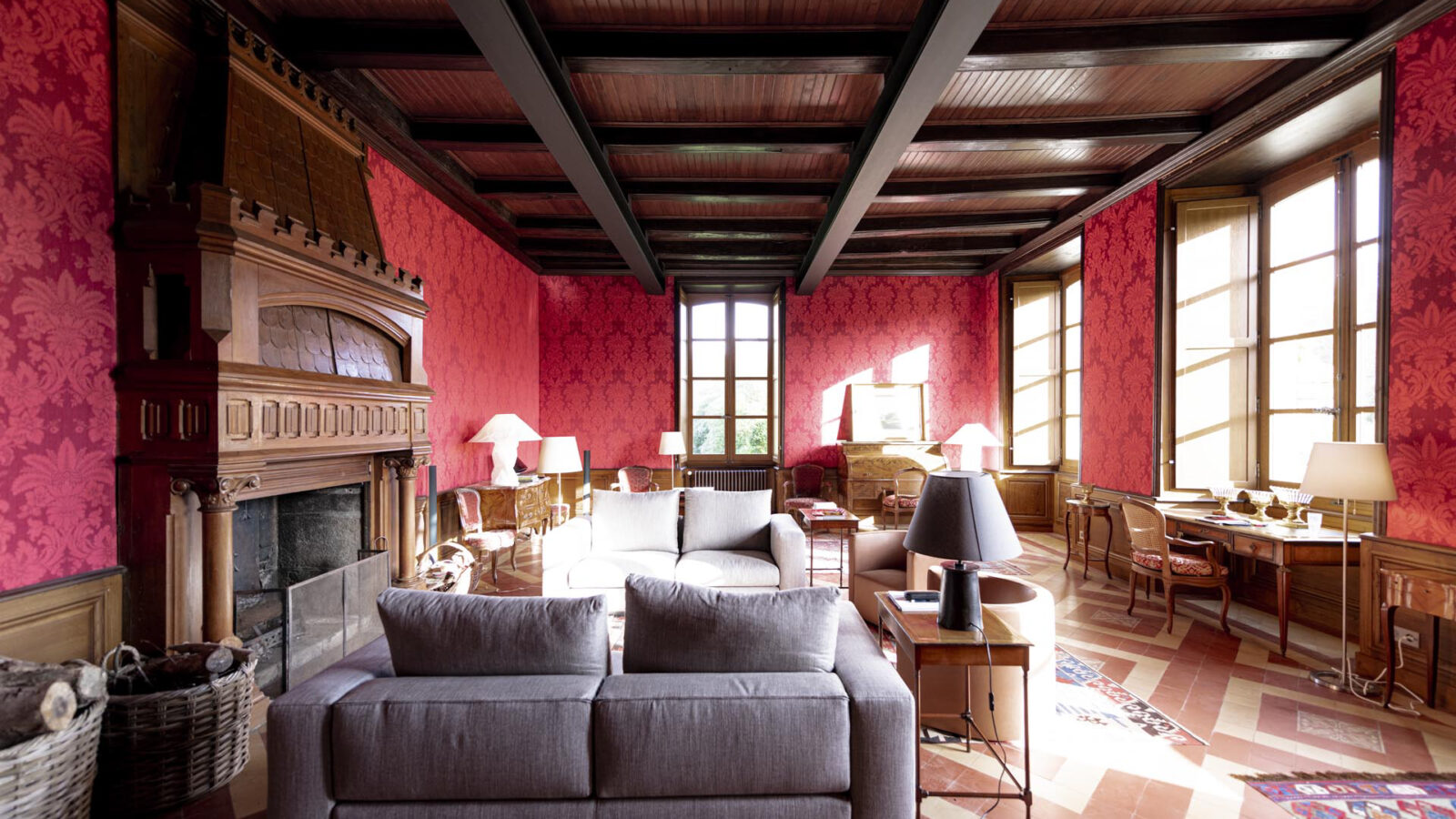 CSDK Architectes Cha%CC%82teau Bretagne 1 1600x900 - Castle in Brittany - Transformation - CSDK Architectes Cha%CC%82teau Bretagne 1 1600x900
