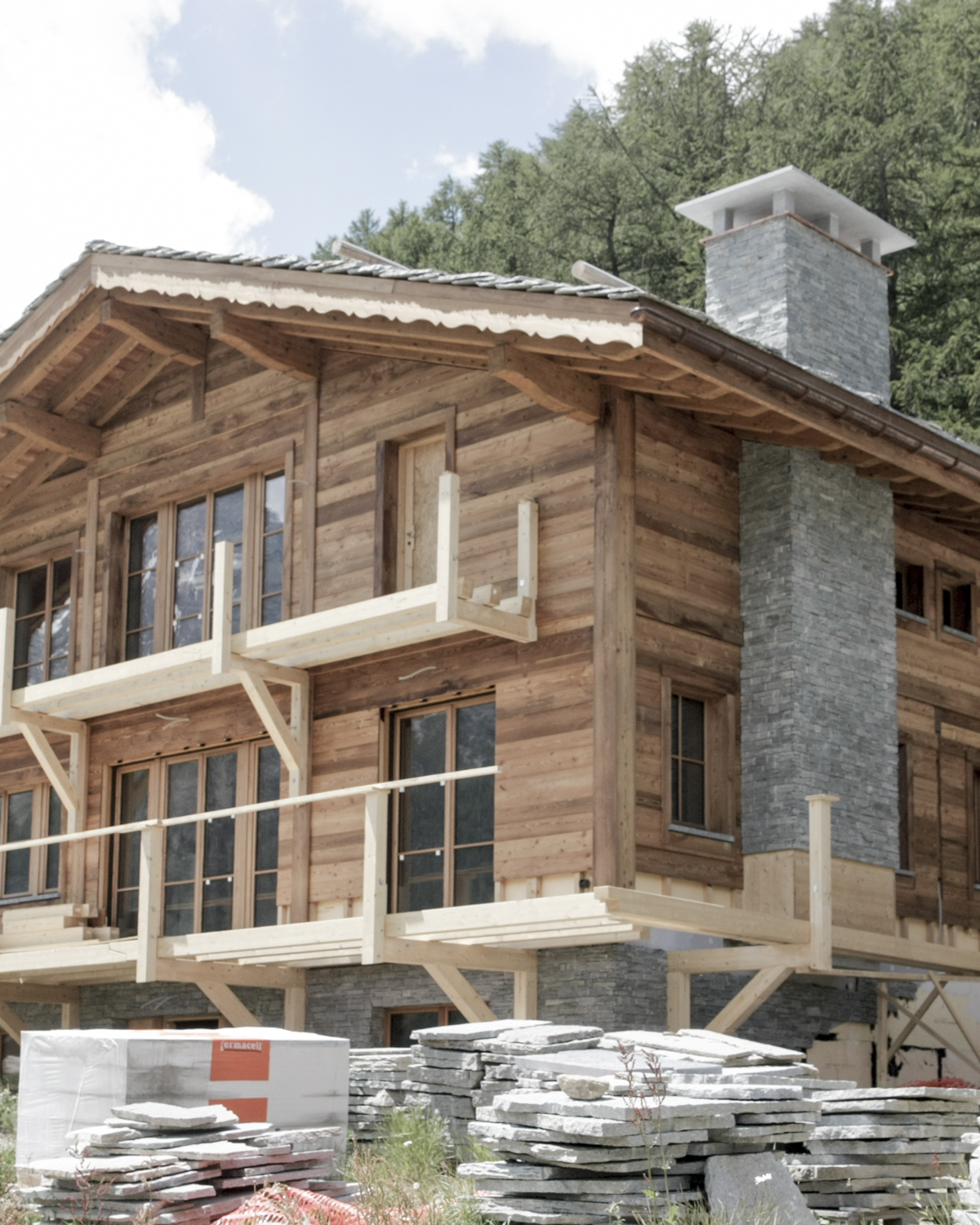 CSDK Construction balcons en bois Saas Fee 3 - Chalets authentiques – Balcons - CSDK Construction balcons en bois Saas Fee 3