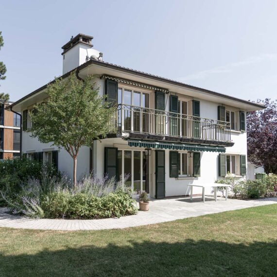 CSDK Architectes Re%CC%81novations Maison Gene%CC%80ve 001 570x570 - Projets - CSDK Architectes Re%CC%81novations Maison Gene%CC%80ve 001 570x570