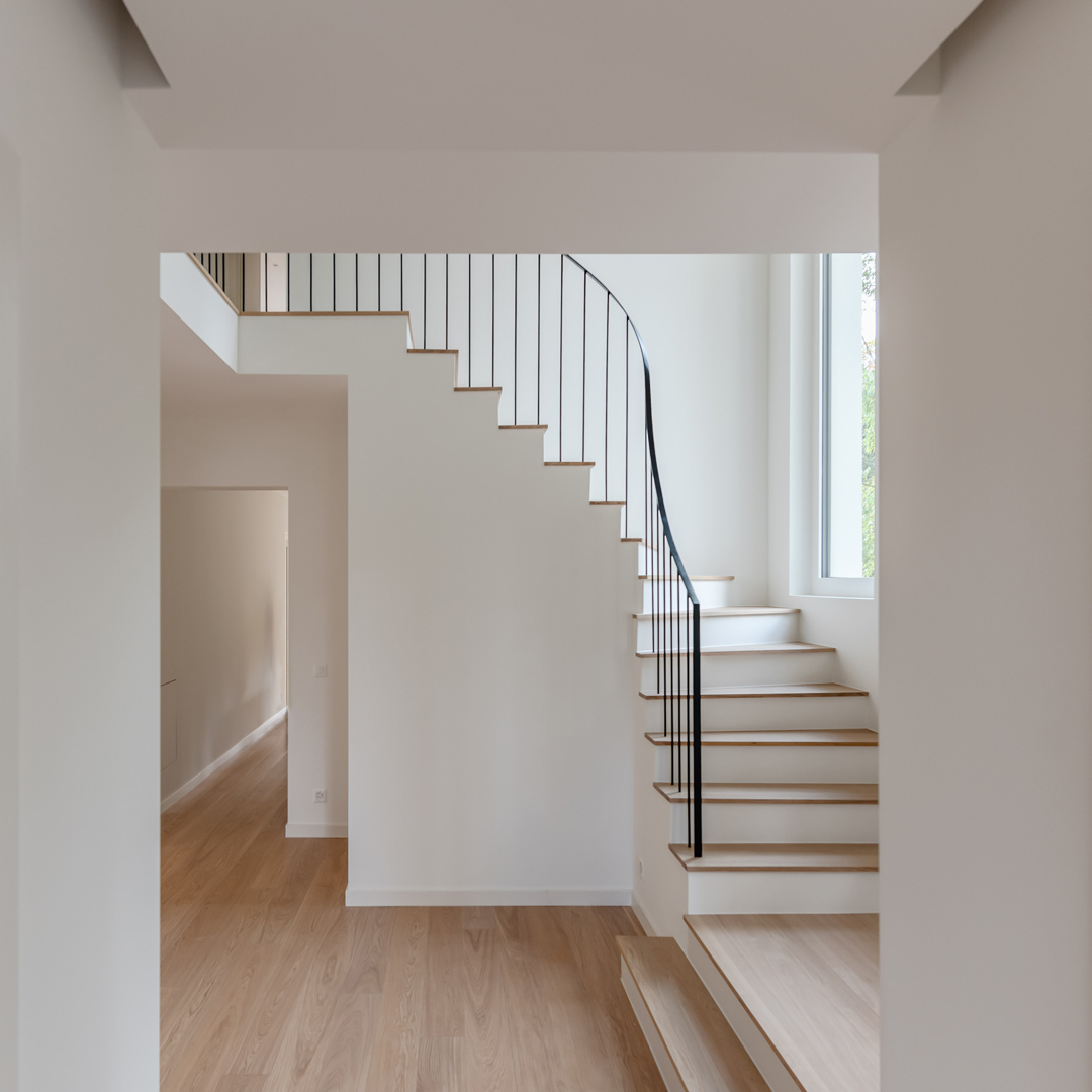 Transformation complète d'une villa à Genève - IV CSDK Architectes transformation villa geneve interieur moderne bois beton 11 Insta - Transformation complète d'une villa à Genève - IV - CSDK Architectes transformation villa geneve interieur moderne bois beton 11 Insta